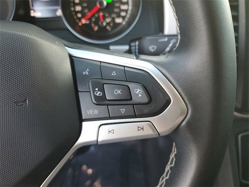 Used 2021 Volkswagen Atlas Cross Sport SE image 22