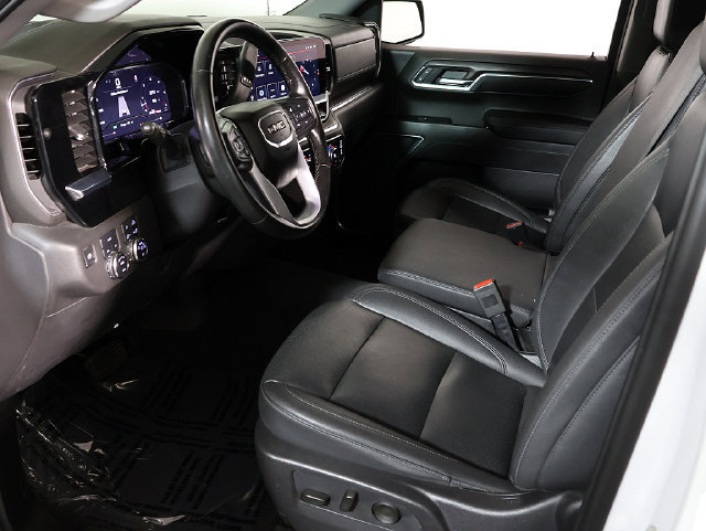 Used 2024 GMC Sierra 1500 SLT AWD/4WD image 14