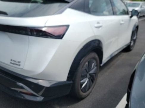 Used 2024 Nissan Ariya AWD image 6