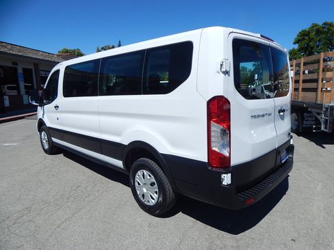Used 2023 Ford Transit 350 XLT RWD image 6