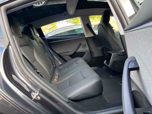 Used 2024 Tesla Model 3 Long Range RWD image 21