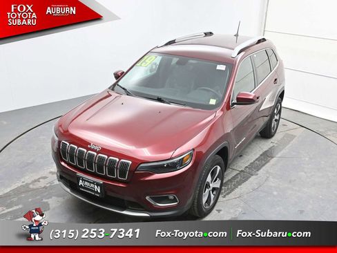Used 2019 Jeep Cherokee Limited image 30