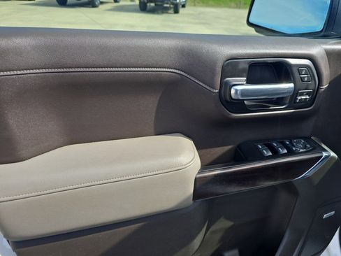 Used 2019 GMC Sierra 1500 SLT w/ SLT Premium Package image 18