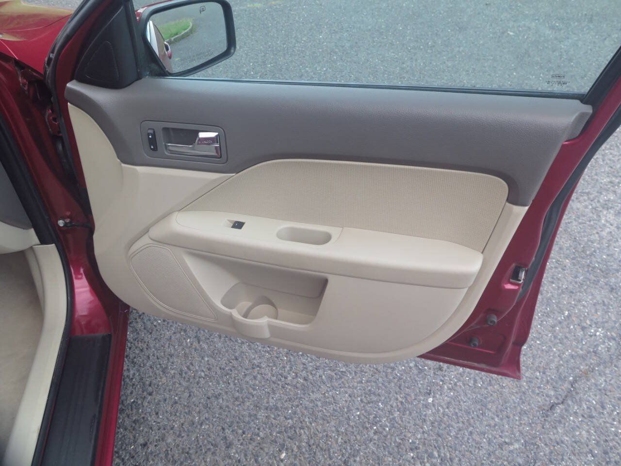 Used 2007 Mercury Milan Premier AWD/4WD image 21