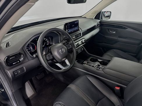 Used 2024 Honda Pilot EX-L image 9