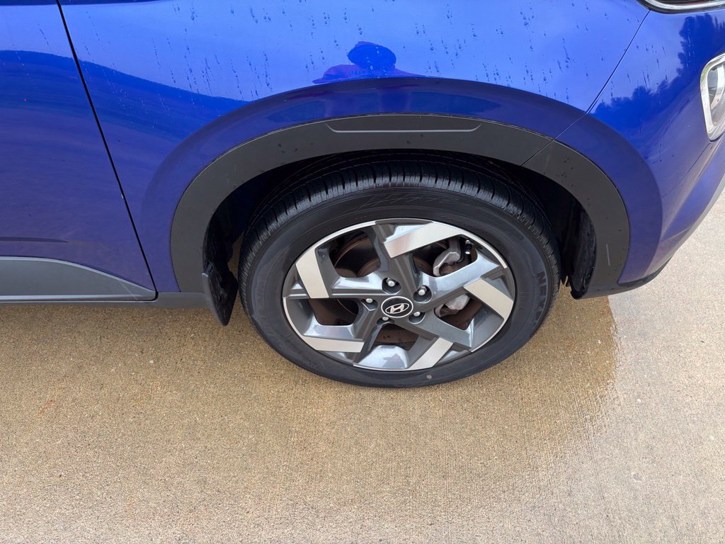 Used 2024 Hyundai Venue SEL FWD image 50