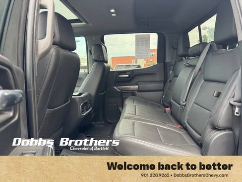 Used 2020 Chevrolet Silverado 1500 LTZ w/ LTZ Premium Package AWD/4WD image 17