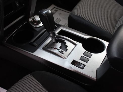 Used 2015 Toyota 4Runner SR5 image 22