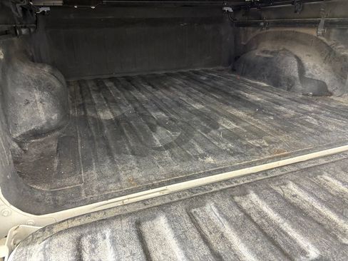 Used 2019 RAM 1500 Laramie AWD/4WD image 39