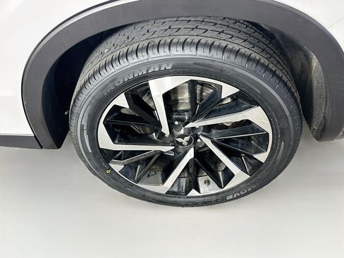 Used 2024 Mitsubishi Outlander SE AWD/4WD image 11
