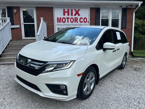 Used 2019 Honda Odyssey EX image 1