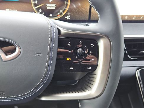 New 2026 INFINITI QX80 SPORT image 21