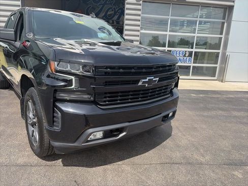 Used 2021 Chevrolet Silverado 1500 RST AWD/4WD image 5