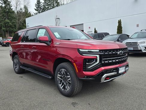 New 2026 Chevrolet Suburban Z71 image 7