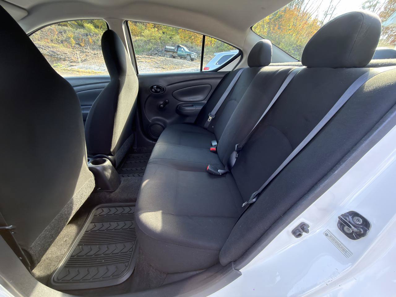 Used 2012 Nissan Versa S FWD image 17
