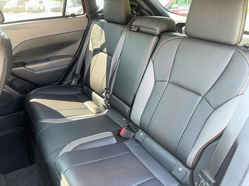 Certified 2024 Subaru Crosstrek 2.5i Limited w/ Crosstrek Mirror Package image 10