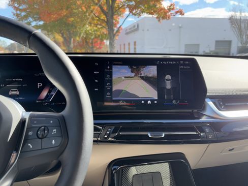 Certified 2025 BMW X1 xDrive28i w/ Convenience Package image 29