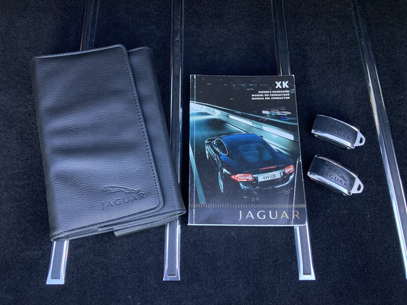 Used 2010 Jaguar XK Convertible RWD image 34