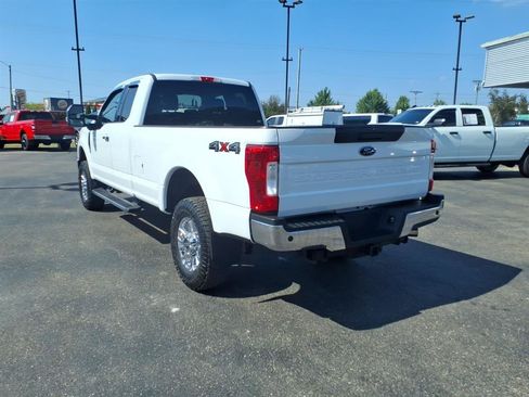 Used 2019 Ford F350 XLT w/ XLT Premium Package AWD/4WD image 7