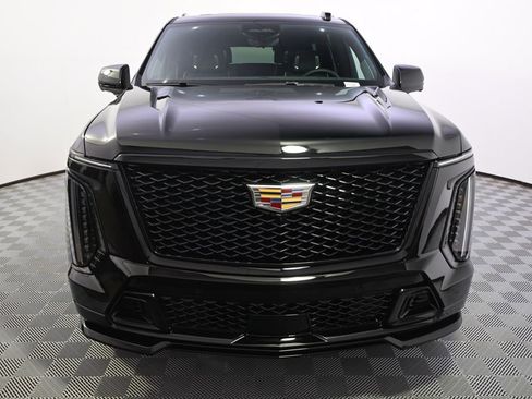 New 2026 Cadillac Escalade V AWD/4WD image 10