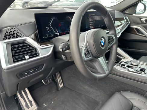 Used 2024 BMW X6 xDrive40i w/ Premium Package image 22