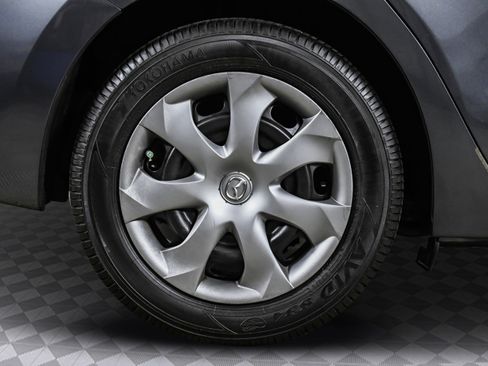 Used 2016 MAZDA MAZDA3 i Sport image 33