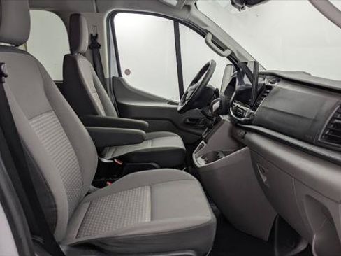 Used 2024 Ford Transit 350 XLT RWD image 18