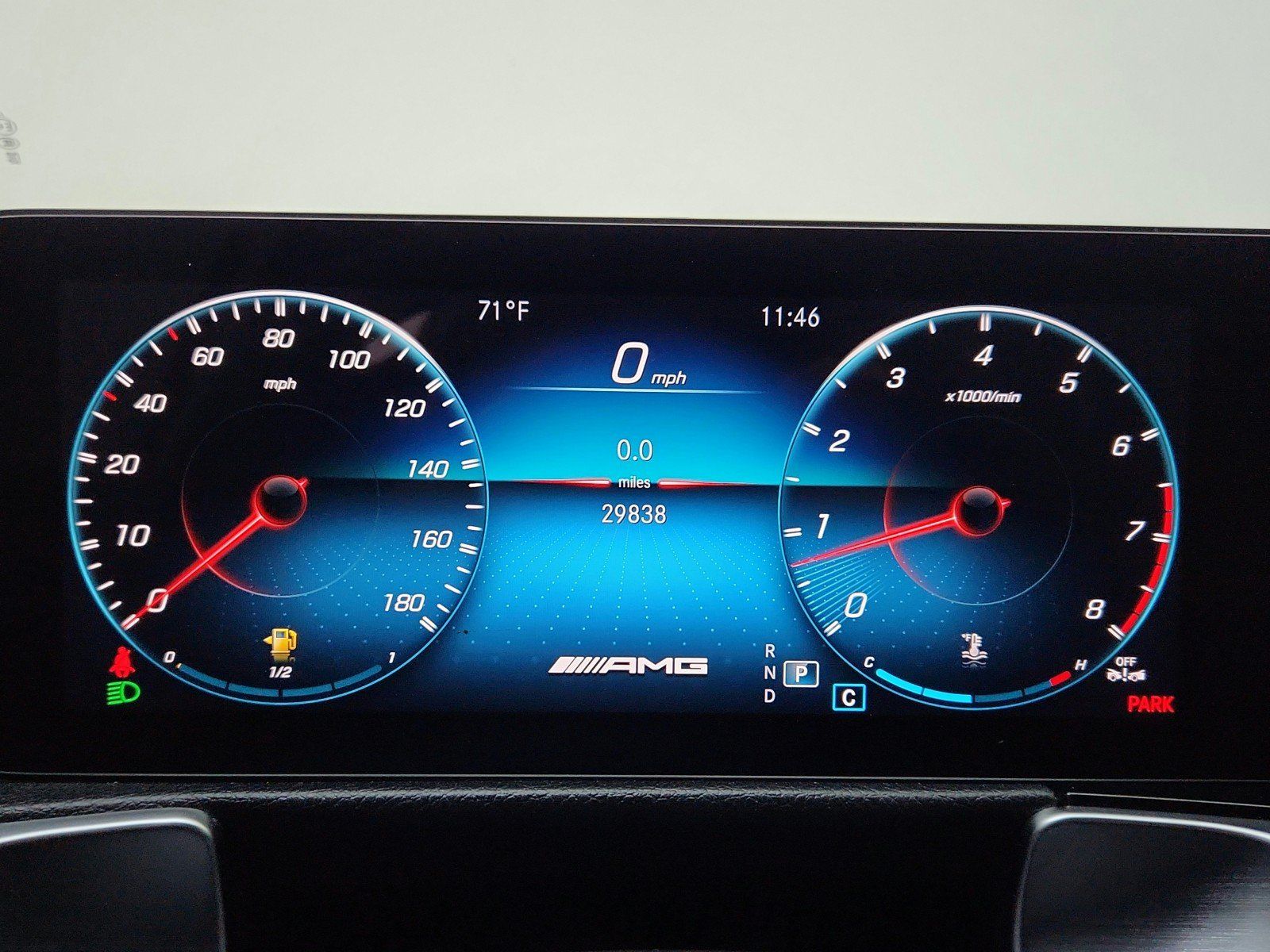 Used 2023 Mercedes-Benz GLB 35 AMG 4MATIC image 36