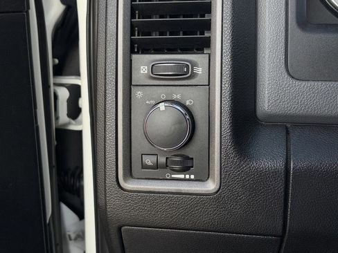 Used 2013 RAM 3500 Tradesman w/ Popular Equipment Group image 22