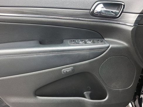 Used 2021 Jeep Grand Cherokee Limited w/ Quick Order Package 28K 80th image 12