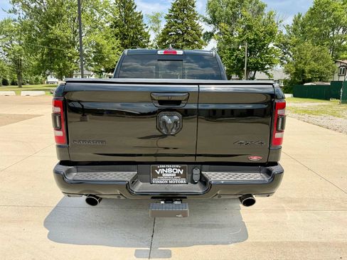 Used 2022 RAM 1500 Laramie AWD/4WD image 8