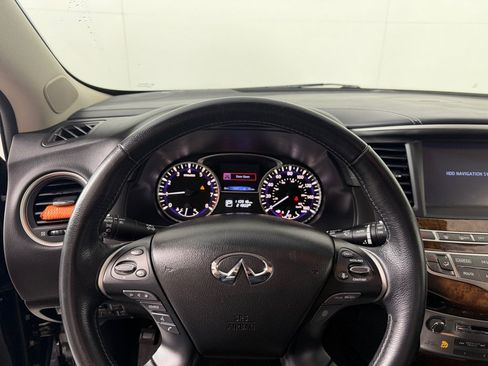 Used 2016 INFINITI QX60 Luxe w/ Deluxe Technology Package AWD/4WD image 18