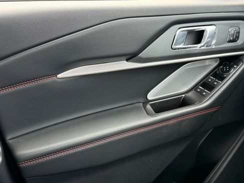 New 2026 Ford Explorer ST AWD/4WD image 37