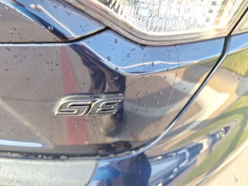 Used 2024 Toyota Corolla SE image 12