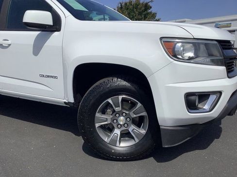 Used 2019 Chevrolet Colorado Z71 image 3