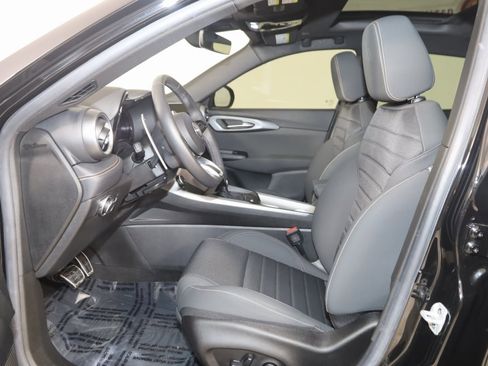 Used 2024 Alfa Romeo Tonale Ti image 12