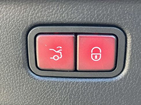 Certified 2023 Mercedes-Benz S 580e 4MATIC Sedan image 11