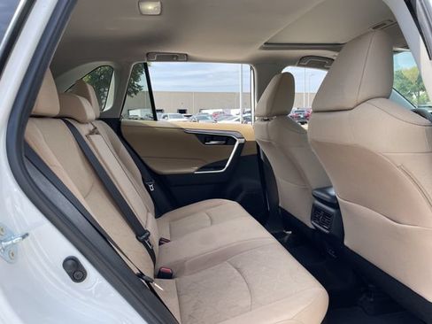 Used 2023 Toyota RAV4 XLE w/ Convenience Package AWD/4WD image 27