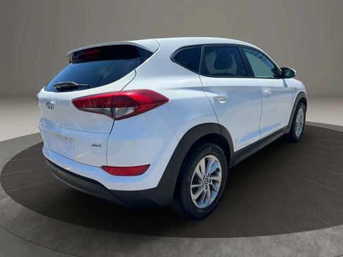 Used 2018 Hyundai Tucson SE AWD/4WD image 5