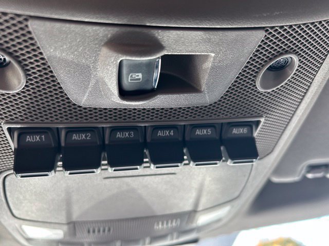Used 2022 Ford F250 XLT w/ XLT Premium Package AWD/4WD image 34
