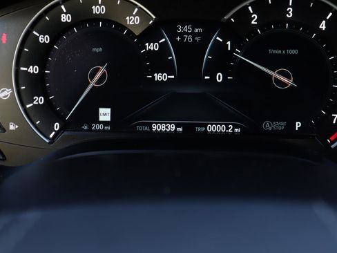 Used 2018 BMW 530i w/ Premium Package image 24