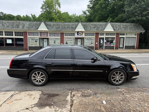 Used 2007 Cadillac DTS Performance FWD image 6