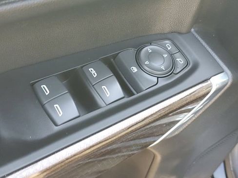Certified 2022 Chevrolet Silverado 1500 LT Trail Boss w/ Safety Package AWD/4WD image 14