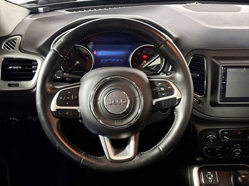 Used 2018 Jeep Compass Latitude w/ Popular Equipment Group image 13