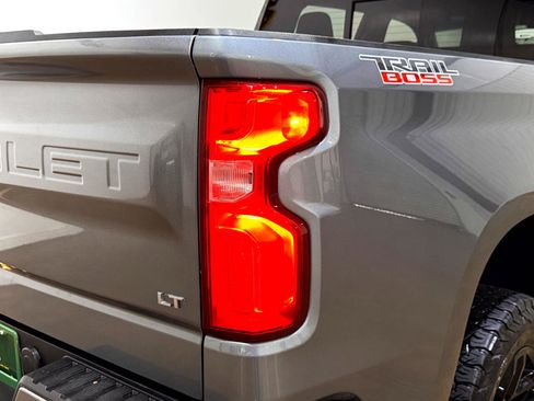 Used 2020 Chevrolet Silverado 1500 LT Trail Boss image 40