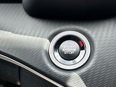 New 2025 Jeep Grand Cherokee L Laredo w/ Luxury Tech Group I image 22