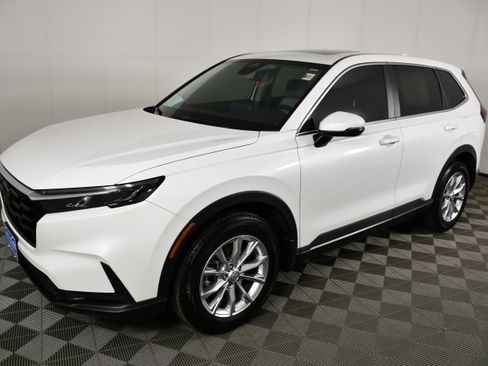 Certified 2025 Honda CR-V EX image 10