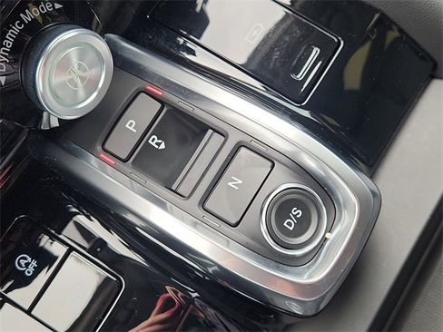 Used 2025 Acura MDX FWD image 15