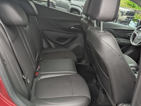 Used 2022 Buick Encore Preferred w/ Safety Package AWD/4WD image 18