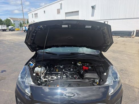 Certified 2022 Ford Escape SEL w/ SEL Stealth AWD Package image 36